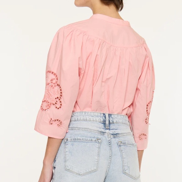 Kancan Gardenia Essentials High Rise Mom Shorts Light Wash - Size Large - Picture 5 of 10